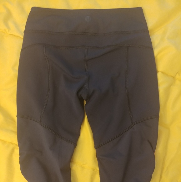 Lululemon - Picture 2 of 6